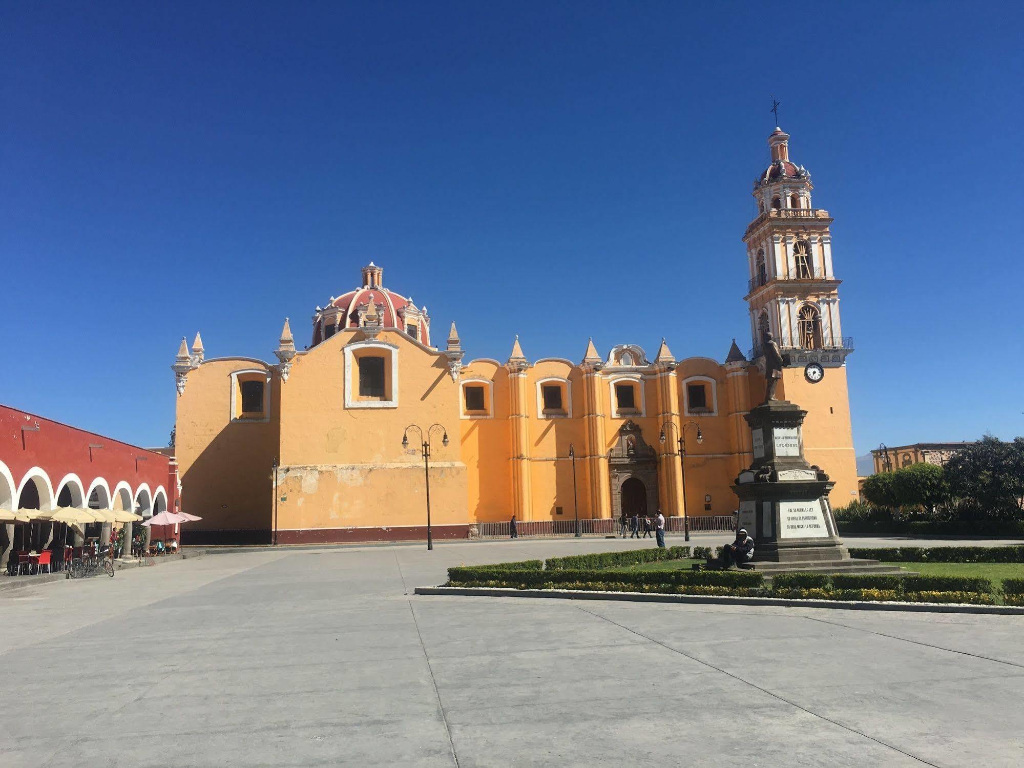 Hotel Calli Quetzalcoatl Чолула Экстерьер фото